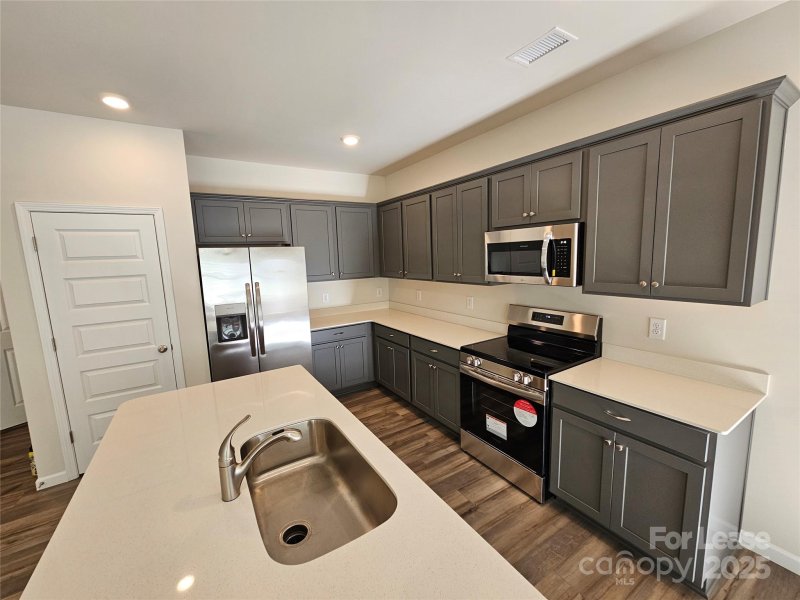 Property image 2 at 2735 Winn Mill Drive, Gastonia, NC 28056