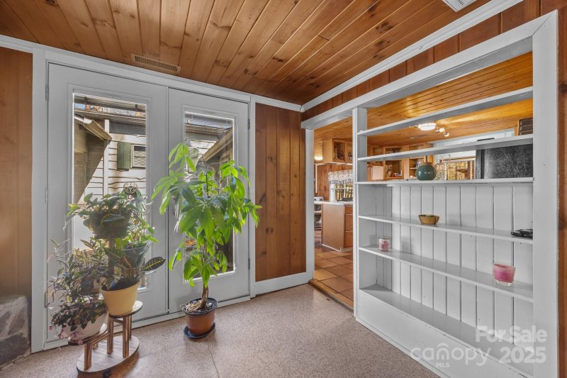 Property image 5 of 215 Cedar Lane in Royal Pines, Arden, NC 28704