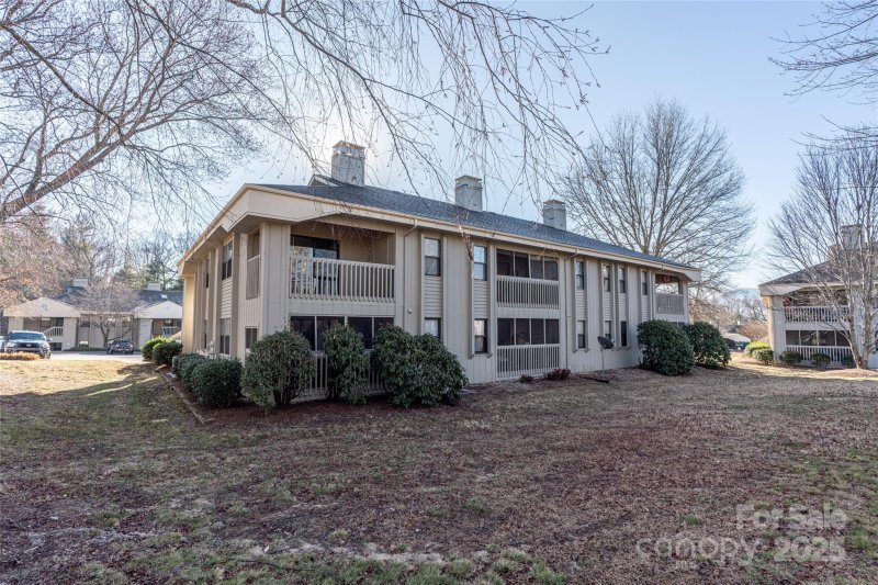 Property image 4 at 406 Abbey Circle, Asheville, NC 28805