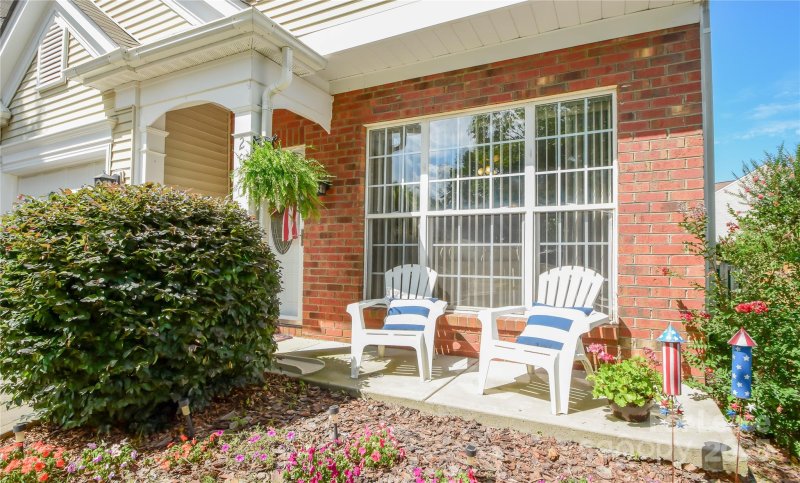 Property image 2 at 2050 Mckenzie Creek Drive, Charlotte, NC 28270