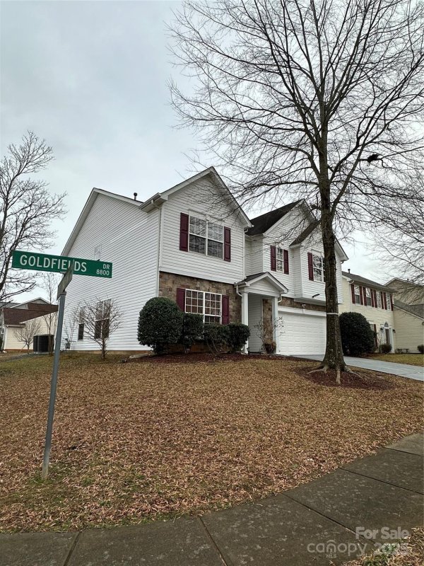 Property image 2 of 8833 Goldfields Drive in Applegate, Charlotte, NC 28227