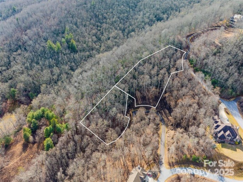 Property image 2 of 19 20 Marcus Ridge Drive in Monarch Estates, Fairview, NC 28730