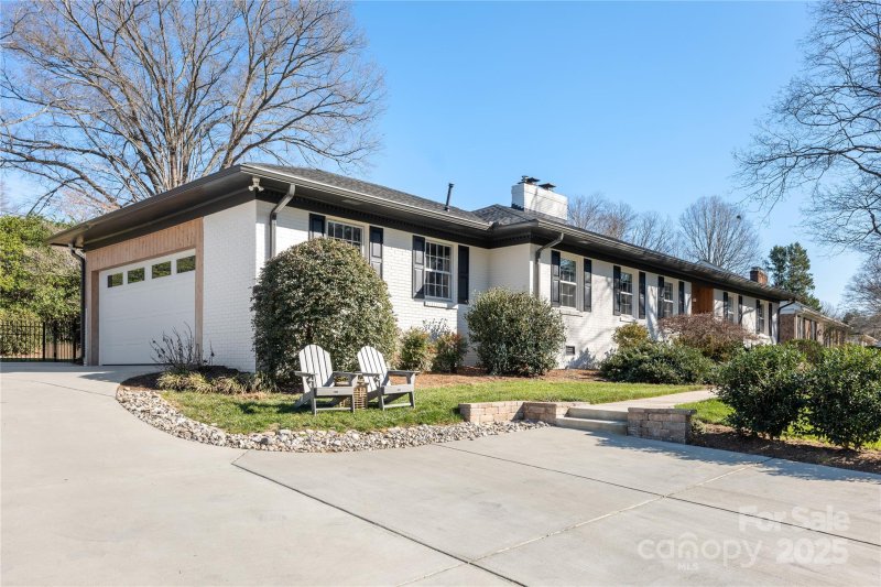 Property image 3 at 5217 Addison Avenue, Charlotte, NC 28211