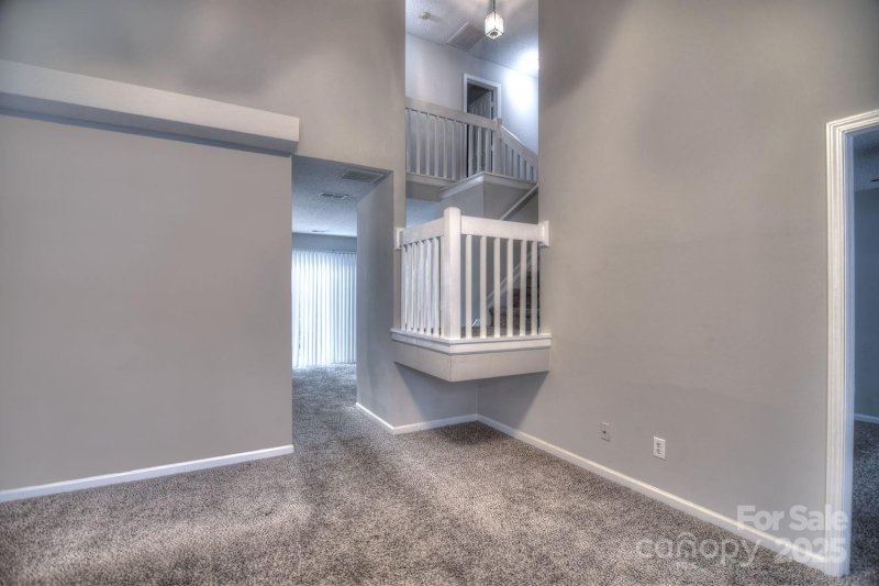 Property image 3 at 3258 Summercroft Lane, Charlotte, NC 28269