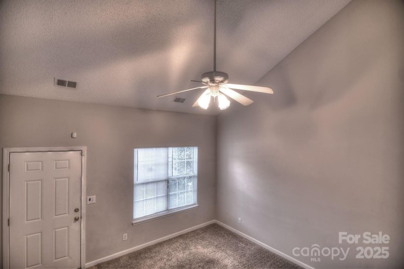 Property image 5 at 3258 Summercroft Lane, Charlotte, NC 28269