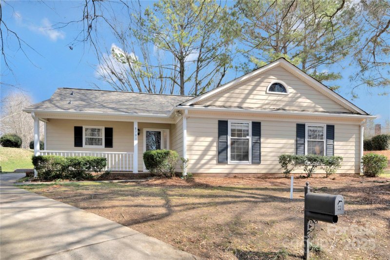 Property image 2 at 8701 Gainsford Court, Charlotte, NC 28210