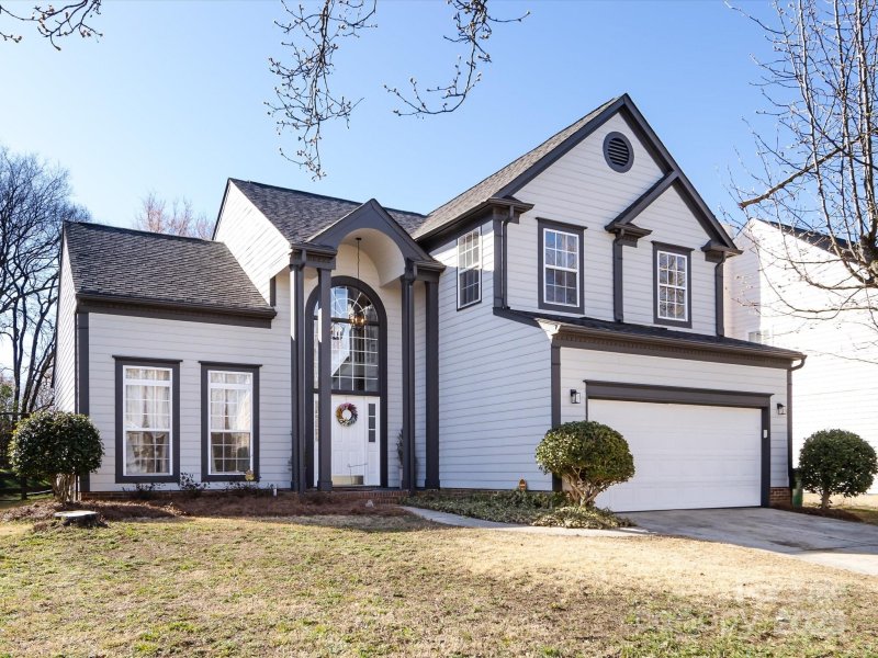 Property image 3 at 13807 Queenswater Lane, Charlotte, NC 28273