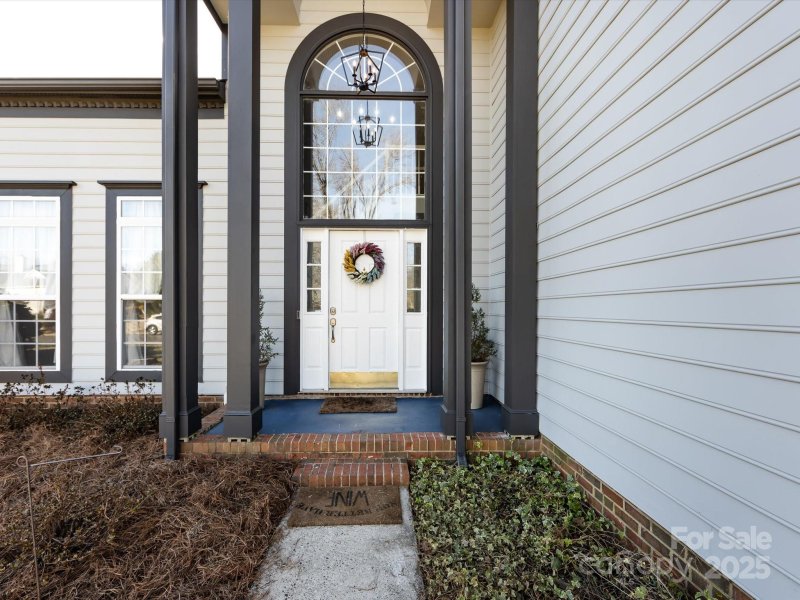 Property image 5 at 13807 Queenswater Lane, Charlotte, NC 28273