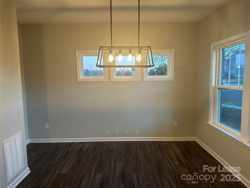 Property image 2 at 4015 Farmington Ridge Parkway, Charlotte, NC 28213