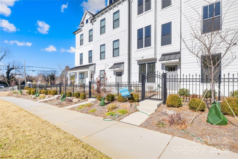 Property image 3 at 4206 Alexander View Drive, Charlotte, NC 28226