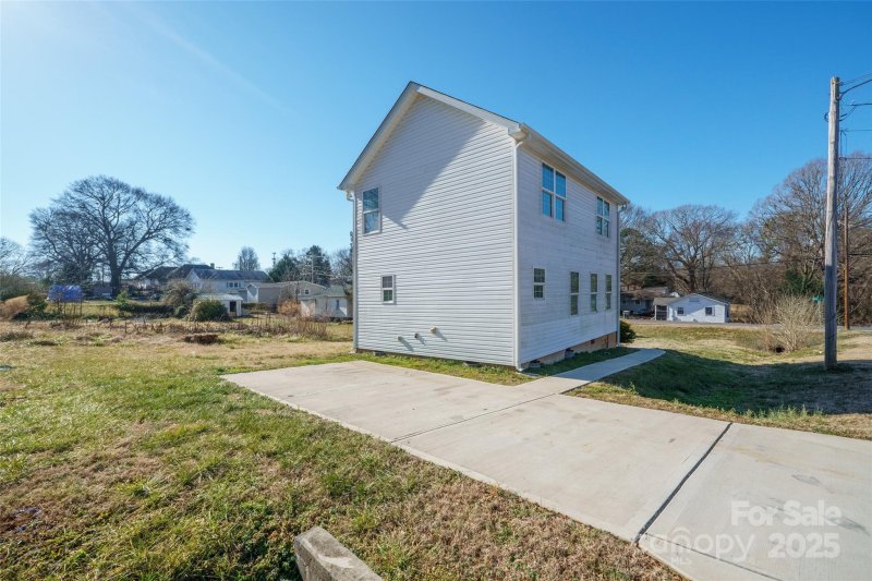 Property image 3 at 418 N Pear Street, Gastonia, NC 28054