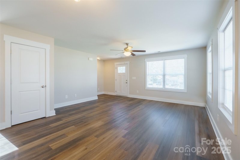 Property image 5 at 418 N Pear Street, Gastonia, NC 28054