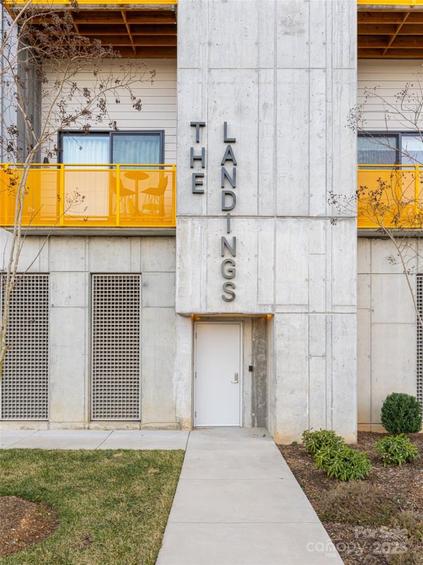 Property image 4 at 68 Craven Street, Asheville, NC 28806