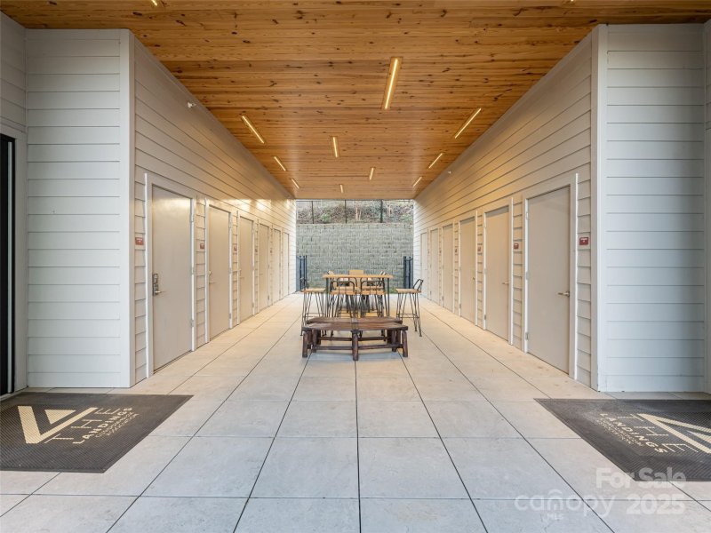 Property image 5 at 68 Craven Street, Asheville, NC 28806