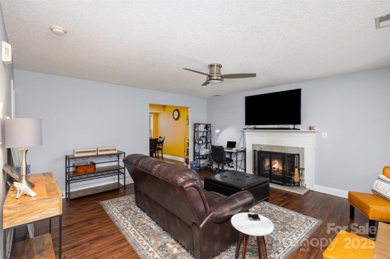 Property image 4 at 2444 Fabyan Lane, Charlotte, NC 28262