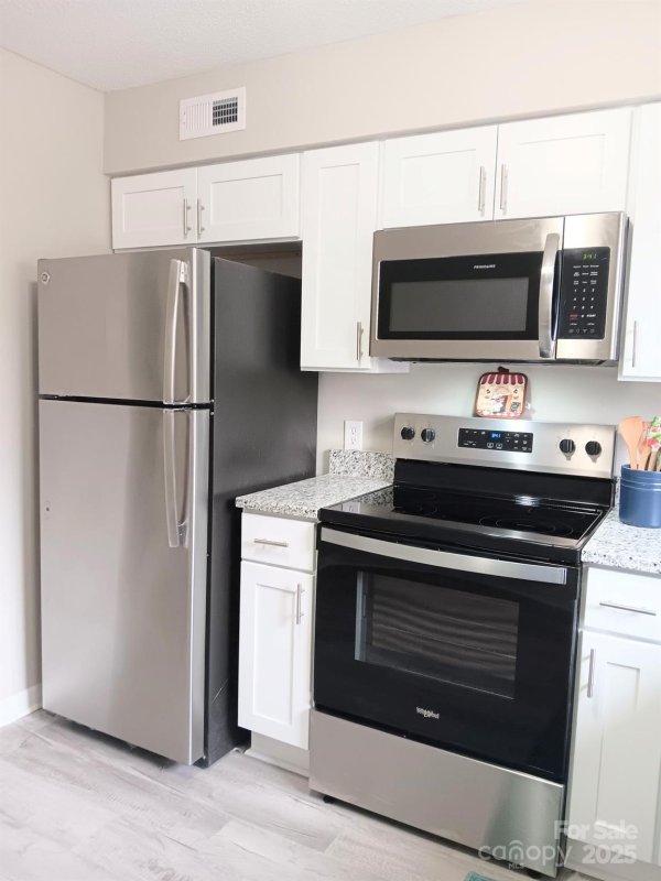 Property image 3 at 3240 Heathstead Place, Charlotte, NC 28210