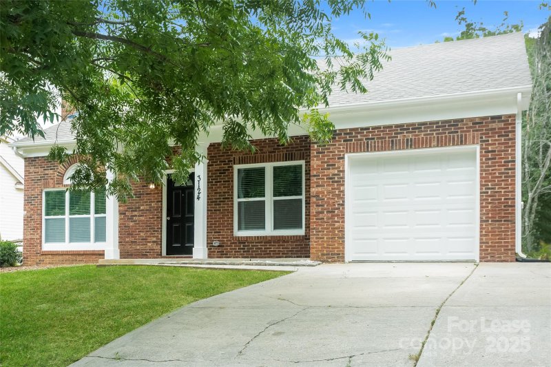 Property image 4 at 3124 Harris Mill Lane, Charlotte, NC 28262