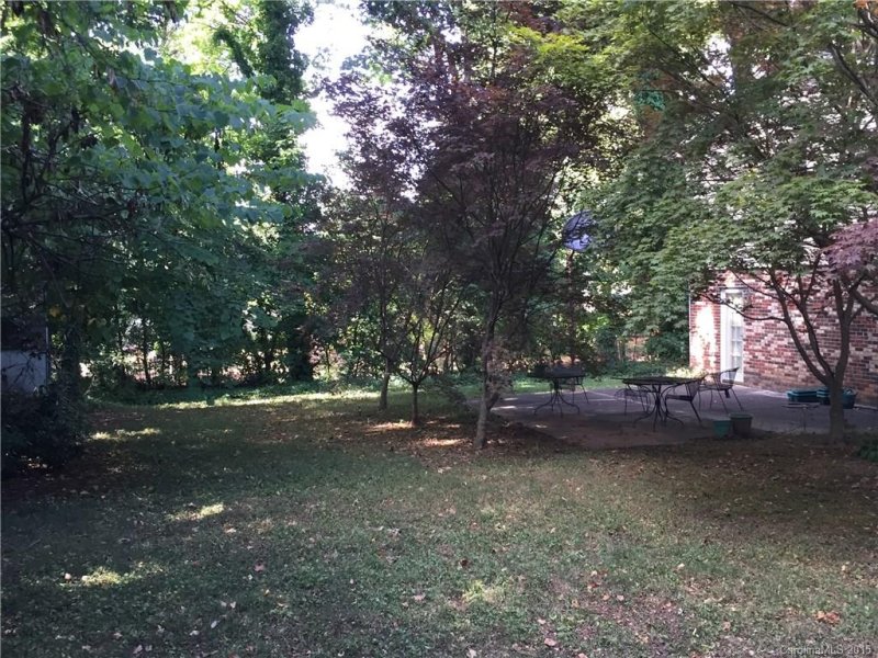 Property image 2 at 2039 Pamela Street, Gastonia, NC 28054