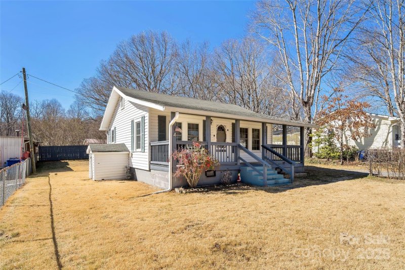 Property image 2 at 405 Hiawassee Avenue, Black Mountain, NC 28711