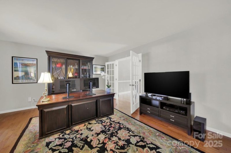 Property image 5 at 1427 Matthews Plantation Drive, Matthews, NC 28105