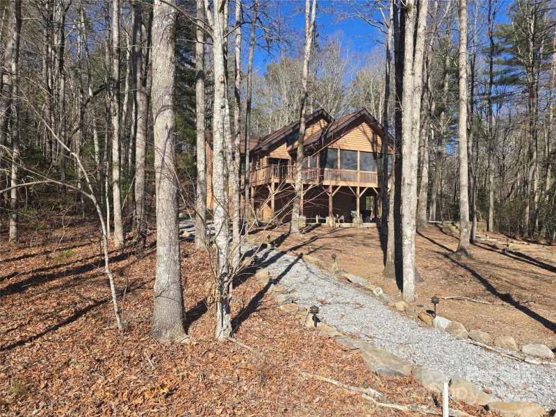 Property image 3 at 662 Cherokee Point, Lake Toxaway, NC 28747