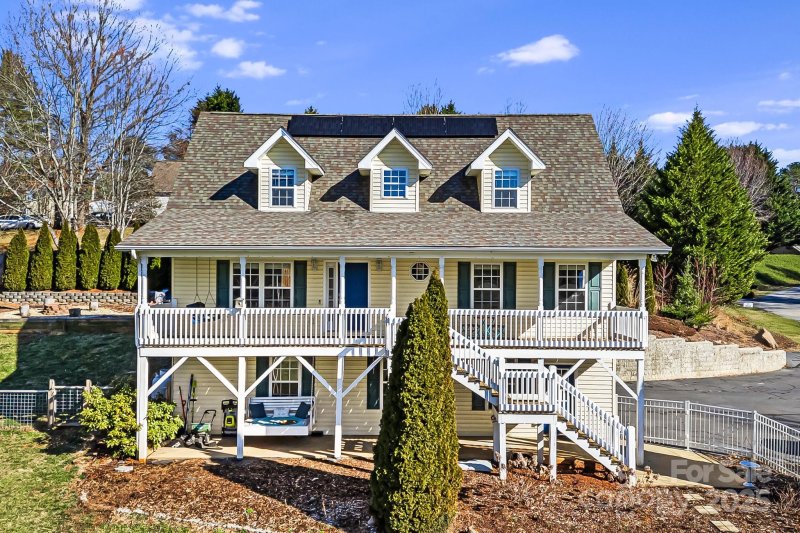 Property image 2 at 6 Double Brook Drive, Weaverville, NC 28787