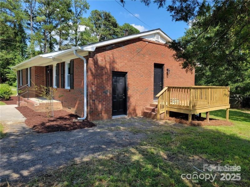 Property image 2 at 2503 Linwood Road, Gastonia, NC 28052