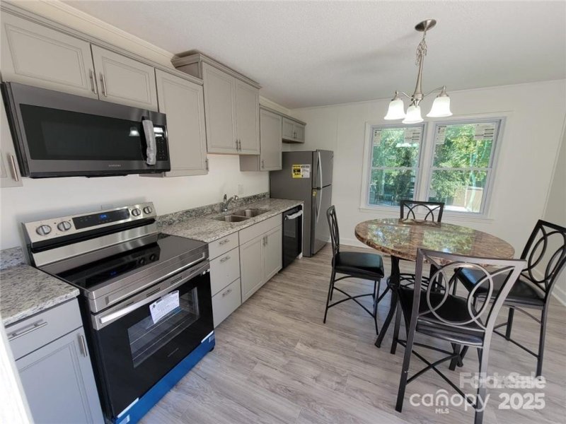 Property image 4 at 2503 Linwood Road, Gastonia, NC 28052