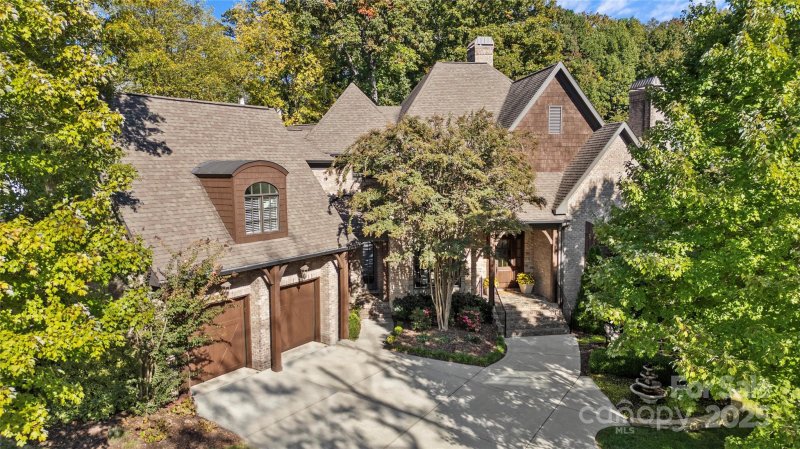 Property image 2 at 5523 Closeburn Road, Charlotte, NC 28210