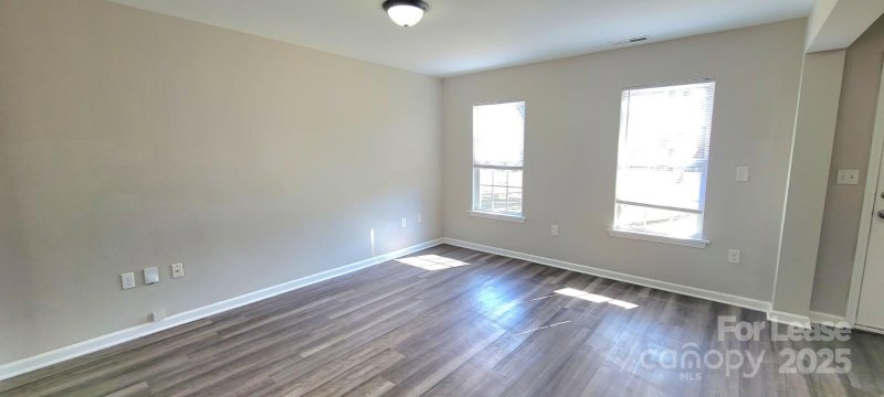 Property image 4 at 4539 Springview Road, Charlotte, NC 28213