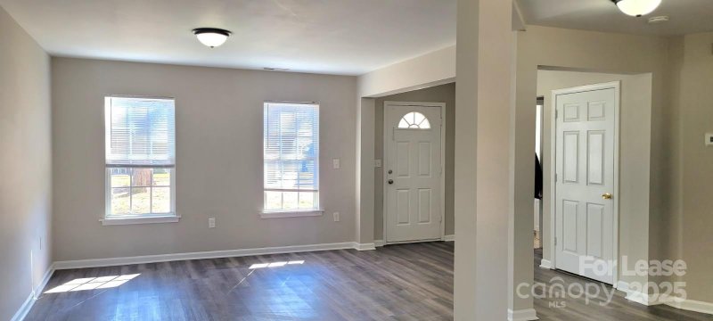 Property image 5 at 4539 Springview Road, Charlotte, NC 28213