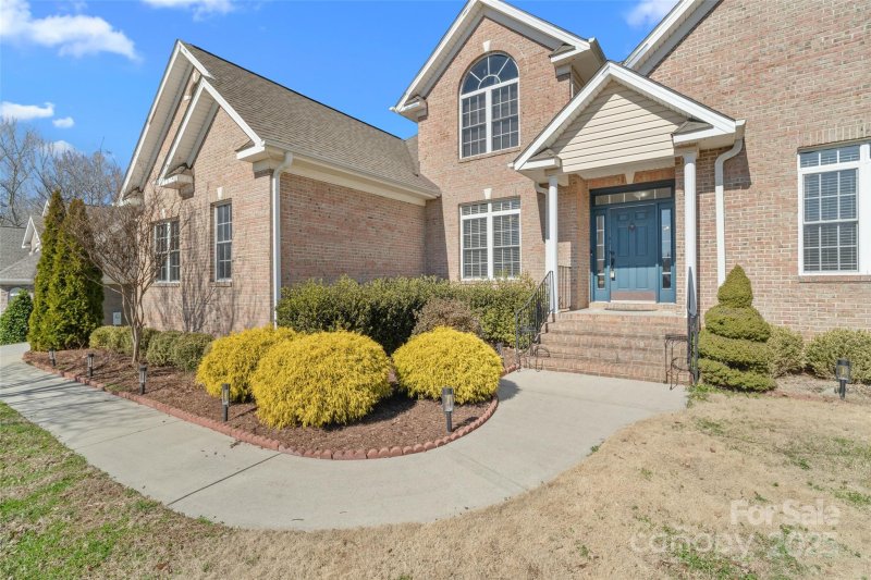 Property image 2 at 700 Creekbridge Drive, Rock Hill, SC 29732