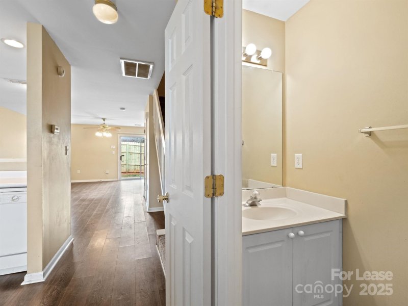 Property image 4 at 7752 Petrea Lane, Charlotte, NC 28227