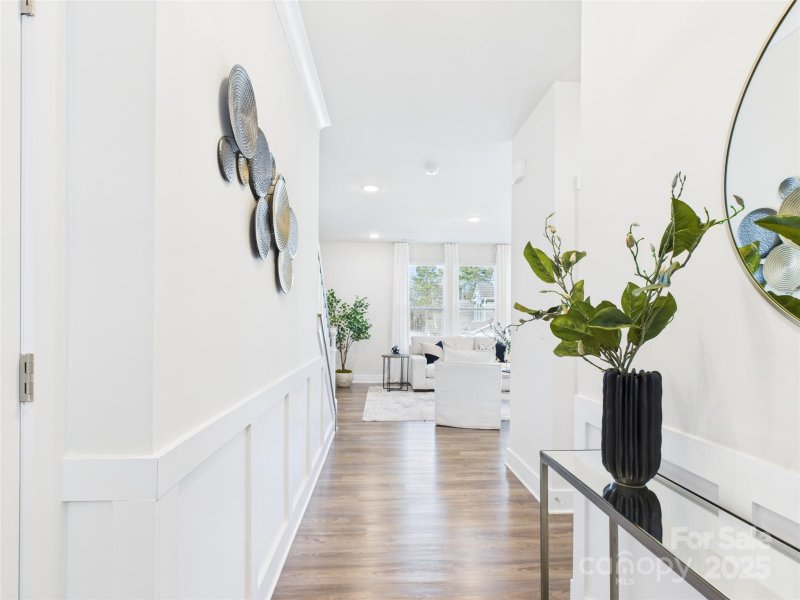 Property image 3 at 1720 Coral Bark Lane, Charlotte, NC 28216