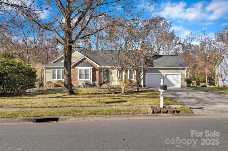13015 Greycrest Drive
