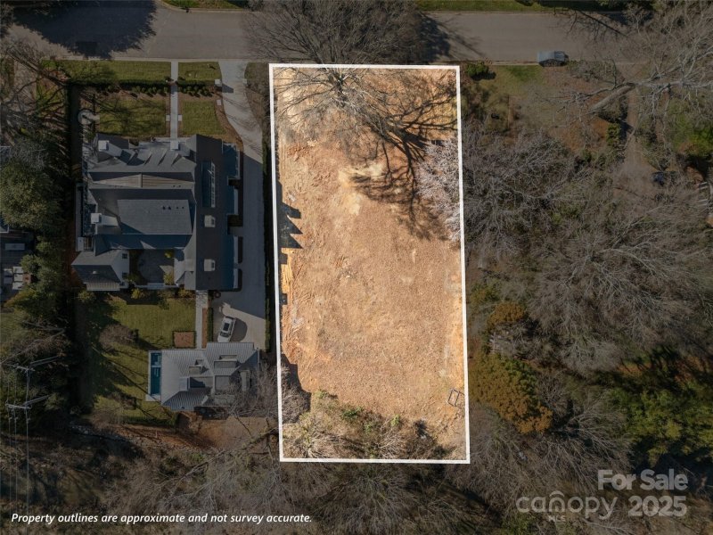 Property image 2 at 653 Hungerford Place, Charlotte, NC 28207