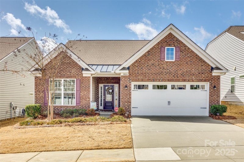 Property image 2 at 10014 Berkeley Castle Drive, Charlotte, NC 28273