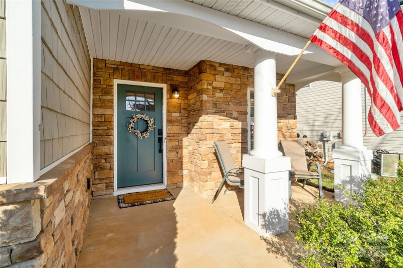 Property image 4 at 15320 Yellowstone Springs Lane, Charlotte, NC 28273