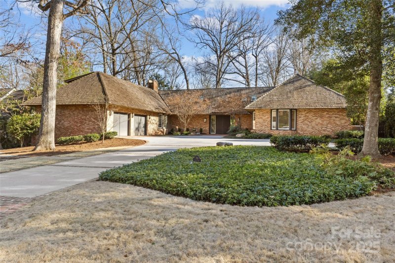 Property image 2 at 2419 Lemon Tree Lane, Charlotte, NC 28211