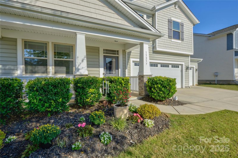 Property image 2 at 15237 Red Canoe Way, Charlotte, NC 28278