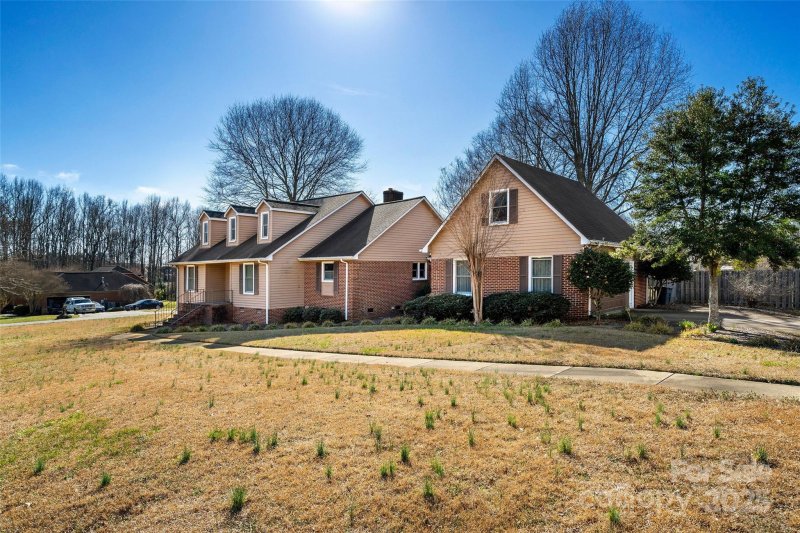 Property image 2 at 133 Persimmon Creek Road, Kings Mountain, NC 28086