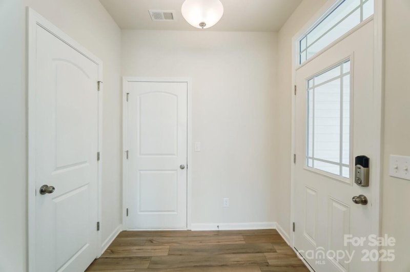 Property image 2 at 7216 Hodges Meadow Lane, Charlotte, NC 28213