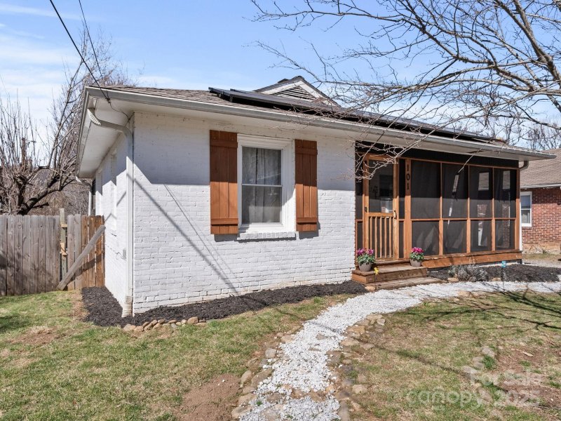 Property image 3 at 101 Morgan Street, Swannanoa, NC 28778