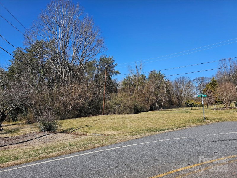 Property image 5 at 2918 Rosewood Lane, Newton, NC 28658