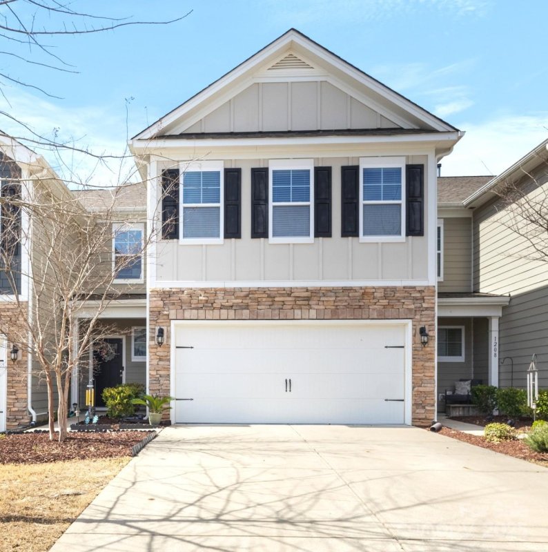 1210 Croft Drive