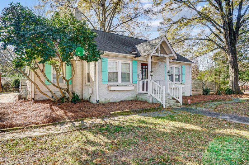 Property image 2 at 3800 Craig Avenue, Charlotte, NC 28211