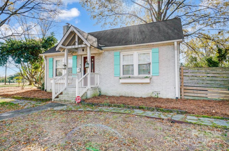 Property image 3 at 3800 Craig Avenue, Charlotte, NC 28211
