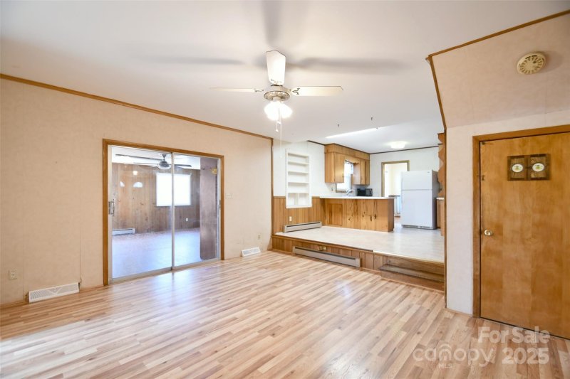 Property image 5 at 4456 Carriage Drive Circle, Charlotte, NC 28205