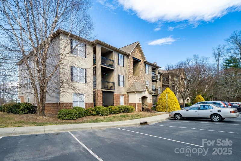 Property image 2 at 202 Brickton Village Circle, Fletcher, NC 28732