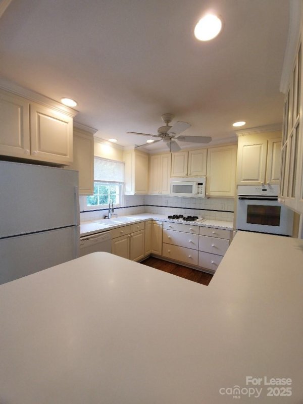 Property image 4 at 5950 Sharon Road, Charlotte, NC 28210